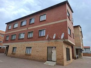 Apartment For Sale in Kempton Park Central