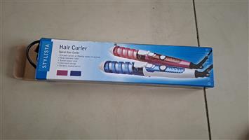 Spiral hair curler