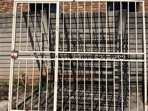 BURGLAR  SECURITY GATE HEAVY DUTY WITH ULTRALOCK 2450X2150M