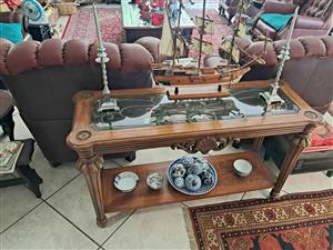 Pragtige glas em hout tafel