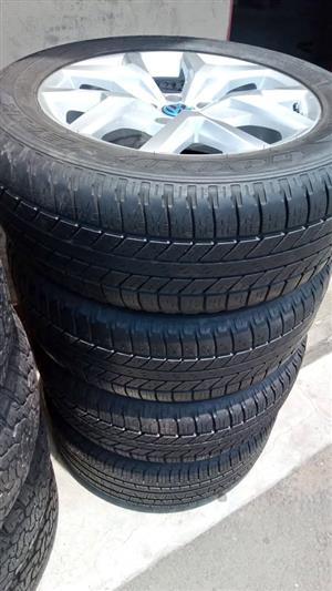 VW Amarok 19" with used 255/55/19 tyres set 