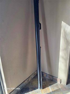 Large projector screen tripod