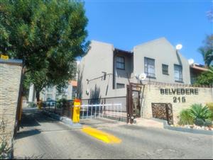 Secure 2 Bedroom apartment in LaMontagne Pretoria East