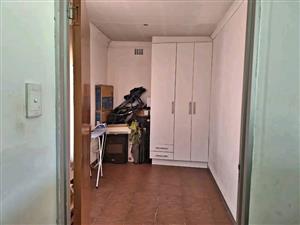 2-Bedroom Cottage to Let – Wychwood, Germiston