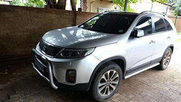 Selling a 2015 Kia Sorento 4x4 diesel engine parts. Contact me for details.