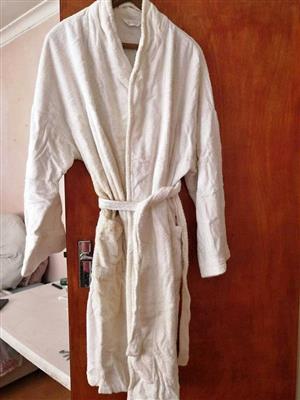 Gown fleece thick