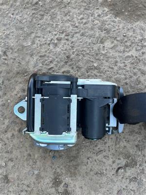 Mercedes Benz V250d W447 Seatbelts With Mechanisms for sale