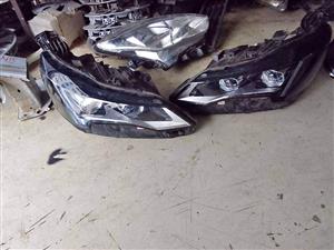 Peugeot headlights 