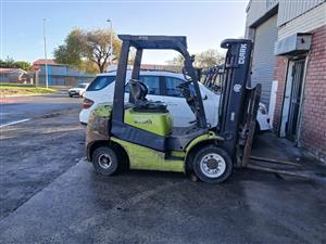 Clark forklift