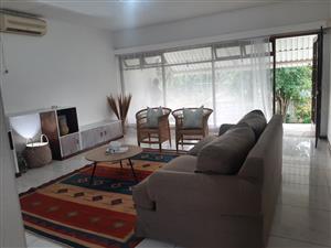 3 bedroom home + 2 bedrooms Flat in Bonnie doon Vincent