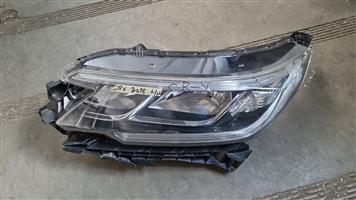 HONDA CR-V 2018 LEFT HAND HEADLIGHT
