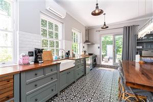 House For Sale in Oranjezicht