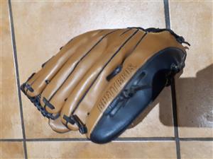 Brett softball glove