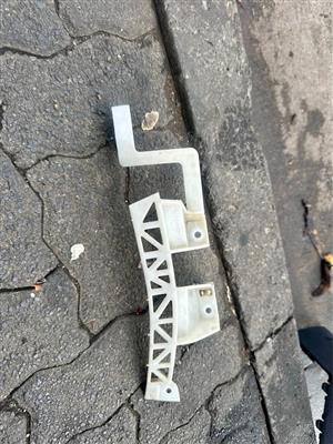 Front Bumper slide  Moulding Bracket Right For Ford Ranger