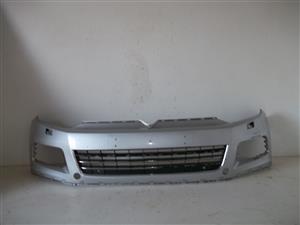 VW Touareg '11-'14 front bumper with Grille