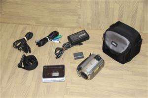 Sony Handycam DCR-SR60 video camera