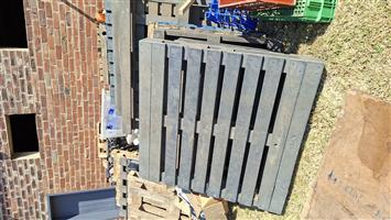 Pallets for sale