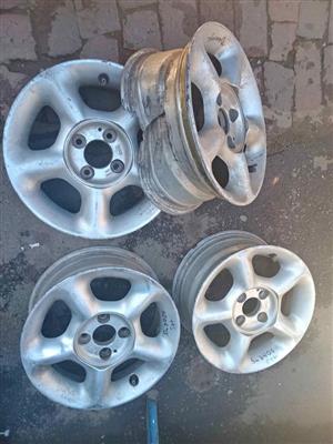 Toyota conquest rims one is damage for sale WhatsApp or cell 