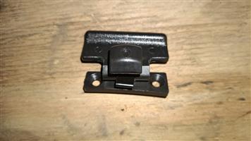 New Mitsubishi Pajero Gen3 Canter Console Clip | Interior Trim Replacement Part