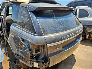 Used 2018 Range Rover Sport 3.0 HSE SDV6 Tailgate – Excellent Condition!