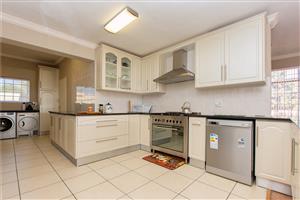 Beautiful warm family home nestled in the heart of the West Coast - Port Owen