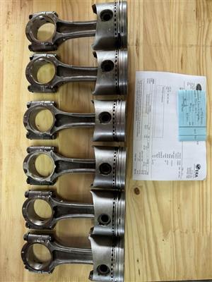 1G GTE PISTONS SET