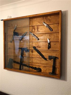 Display Cabinet Freestanding