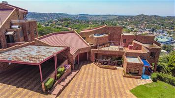 House For Sale in Glenvista