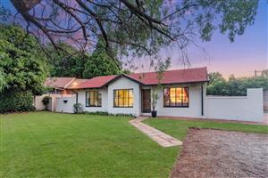 Imagine the Potential – Set on a Generous 926m² Erf