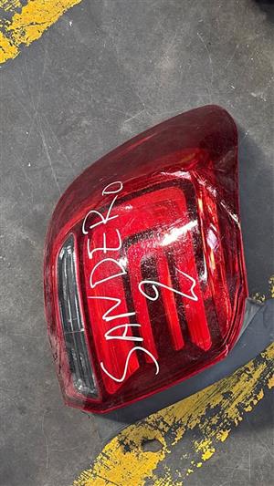 Sandero 2 left taillight