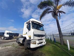 2014 - Renault Premium Lander Dxi 440 Double Axle Truck now on sale