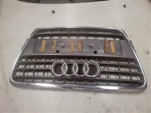 AUDI A6 2002 CENTRE GRILL FOR SALE