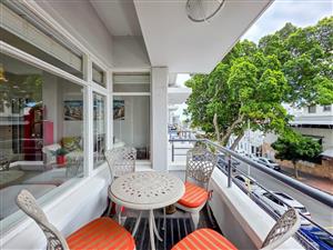 Apartment For Sale in Sea Point