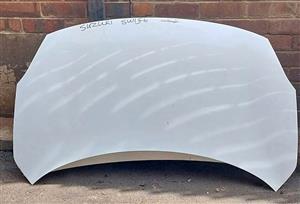 Suzuki Swift bonnet