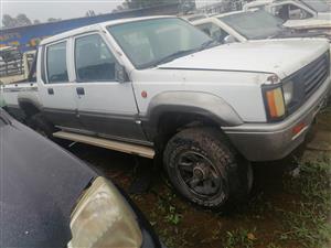 4x4mitsubishi  diff colt box shape for sake