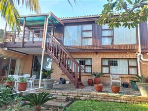 Spacious family home on a corner stand in Christmas Rock Share Block