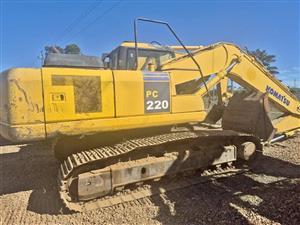 2015 Komatsu pc220