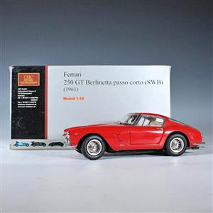 CMC Ferrari 250 GT SWB 1:18