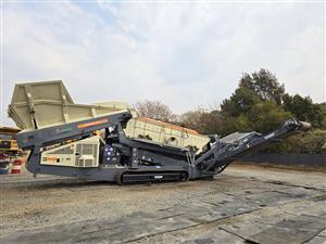2021 Metso S2.11 scalping screen 