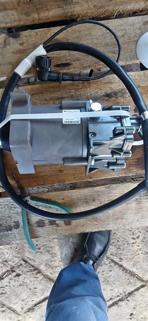 Truck clutch servo actuator 