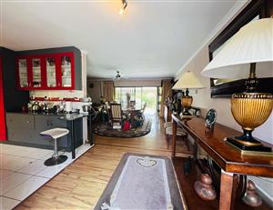 House For Sale in Glen Hills