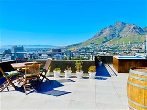 Live Atop the Cape Town Dream: Uninterrupted Panoramic Penthouse