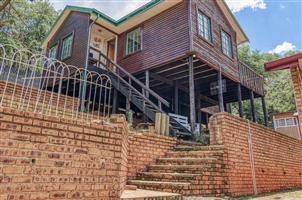 Garden Cottage Rental Monthly in Glenvista Ext 3