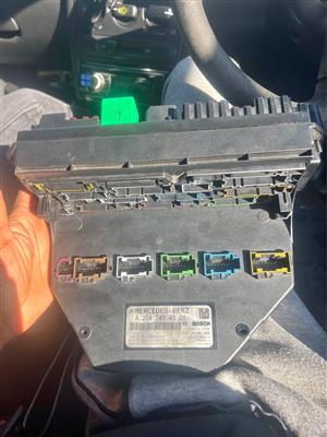 W204 fuse box available