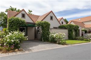 Prestigious Boschenmeer Living with Fairway and Mountain Views