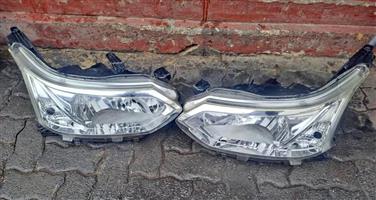Toyota Avanza headlights