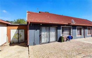 House For Sale in Birchleigh North