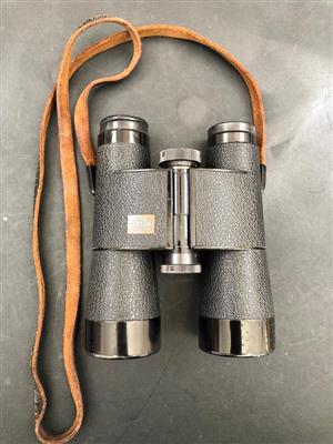 Leitz Wetzlar Germany Trinovid 10x40B Binoculars wtih original leather carry case
