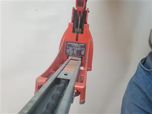 Industrial staple machine