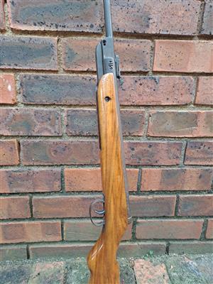 Vintage Diana Model 27 Air Rifle